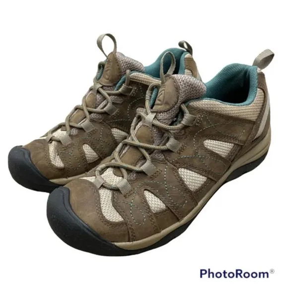 KEEN Women’s Leather Hiking Shoes Outdoorsy Athletic Athleisure Size 8