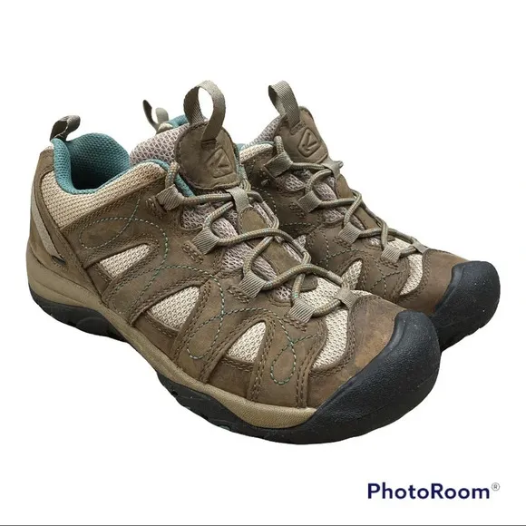 KEEN Women’s Leather Hiking Shoes Outdoorsy Athletic Athleisure Size 8