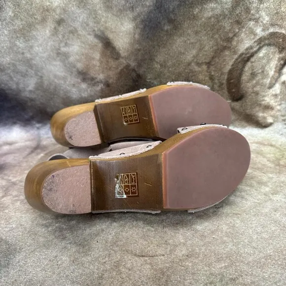 Kelsi Dagger minimalist wooden clogs block heel sandals taupe suede leather 8