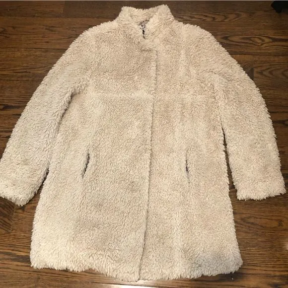 KENNETH COLE Women’s Oatmeal Teddy Sherpa Jacket Hand Pockets Snap Close Sz LG