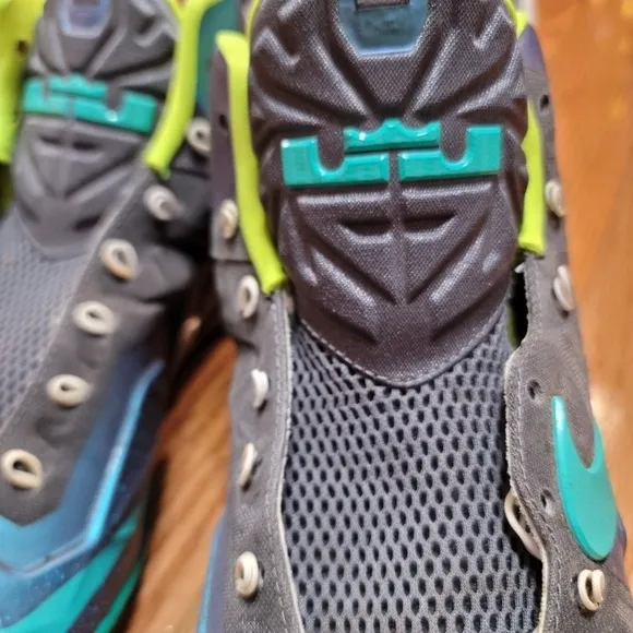 Kids' Blue and Green Athletic Shoes