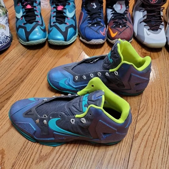 Kids' Blue and Green Athletic Shoes
