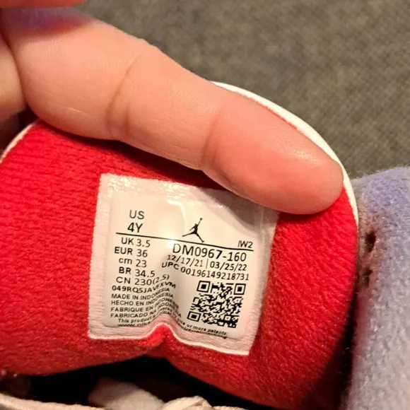 Kids Nike Air Jordan 3 Retro Size 4Y White Red Shoes
