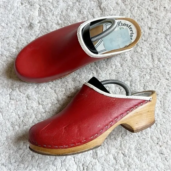 Kloster Trofflen VTG Matte Red Leather Wooden Slip On Clogs Made in Switzerland