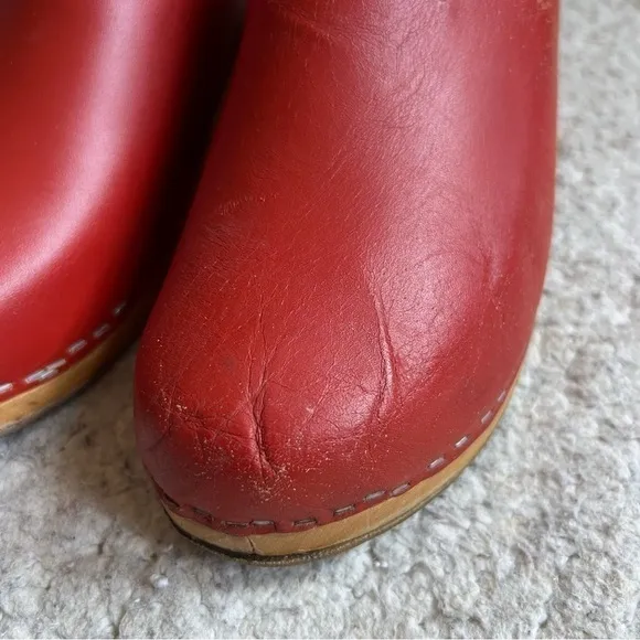 Kloster Trofflen VTG Matte Red Leather Wooden Slip On Clogs Made in Switzerland