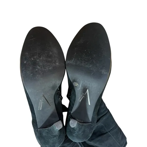 Knee High Black Suede-like Round Toe Zip inside Button Accent Vince Camuto 9.5