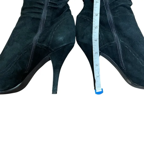 Knee High Black Suede-like Round Toe Zip inside Button Accent Vince Camuto 9.5