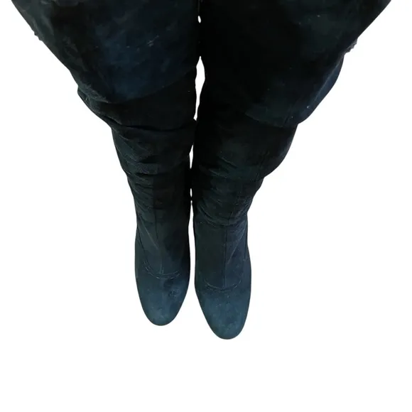 Knee High Black Suede-like Round Toe Zip inside Button Accent Vince Camuto 9.5