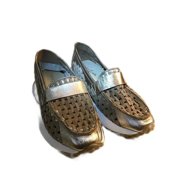 Koi Pond platform platinum shoe