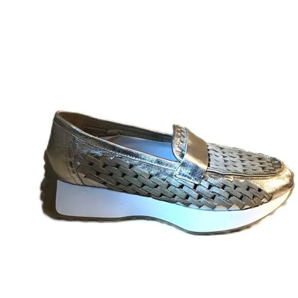 Koi Pond platform platinum shoe