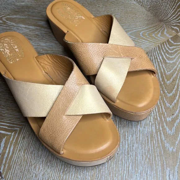 KORK-EASE Brown Gold Platform Leather Sandals 9/40.5