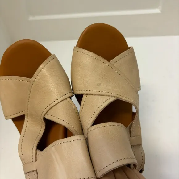 Kork-Ease Halley Platform Sandals Sz 9M