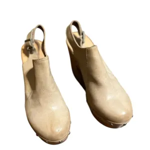 Korks Delaney Sling Back Platform Shoes Clogs