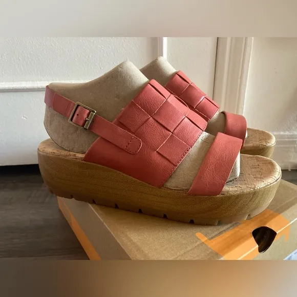 Korks-ease Freya Platform Sandals Dusty Red Leather New with box