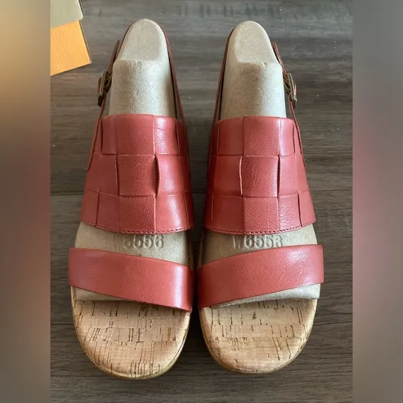 Korks-ease Freya Platform Sandals Dusty Red Leather New with box