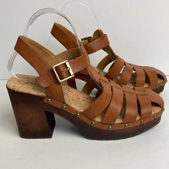 Korks Whitney Platform Sandals Size 10 Fisherman Studded Heeled Boho Summer