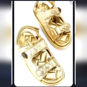 Kurt Geiger London Women's Orson Quilted Leather Platform Sandals size 10 gold