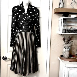 La Gatta Chic Italy Pleated Midi Skirt Sz M