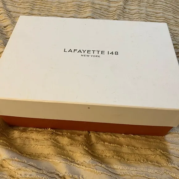Lafayette 148 Black Oxford shoes in size 37.5 ( us 7 1/2 )