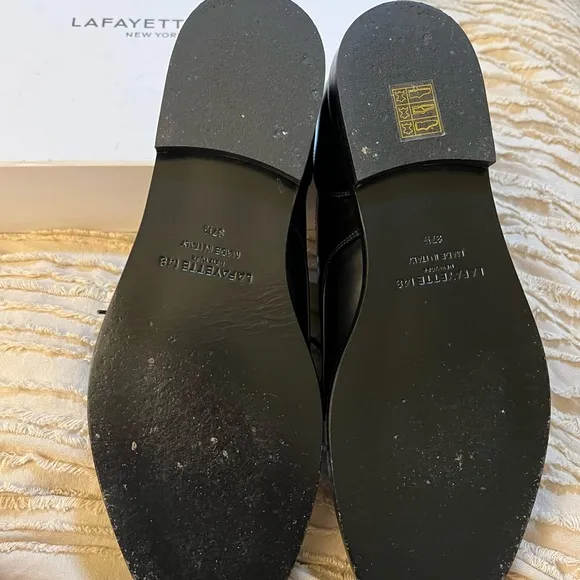 Lafayette 148 Black Oxford shoes in size 37.5 ( us 7 1/2 )