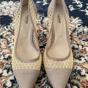L'AGENCE Beige and Cream Women's Shoes