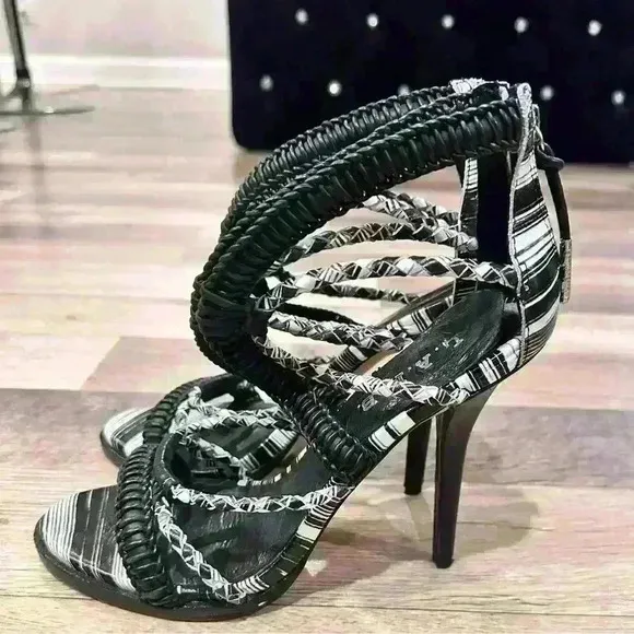 L.A.M.B. Black White Gladiator Heels Sandals Sz. US7.5