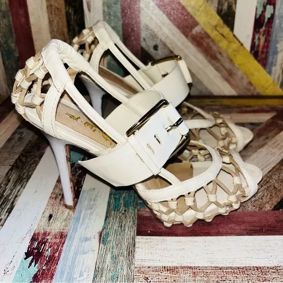 L.A.M.B. Flavia Ivylea High Heels Shoes EUC Peep Toe Buckle  Sexy Cream/Tan 7.5