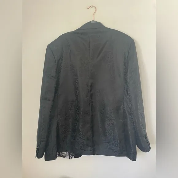 Lansky Bros. Clothier To The King Floral Black Men's 52L Polyester 2 Button Slim