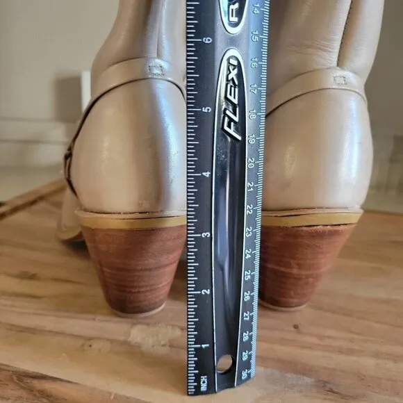 Laredo Chic Vintage Beige  Stacked Heel Boot - 9B