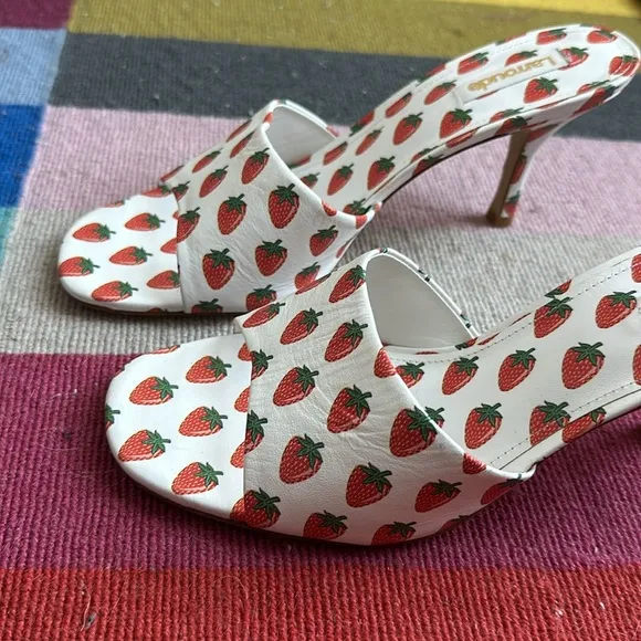Larroude Colette Mule Heels White Strawberry Print Leather Women's Shoes 9.5