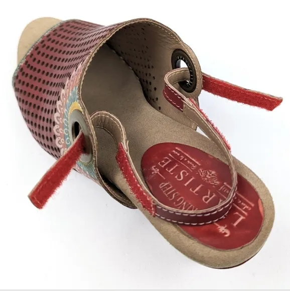 L'Artiste Millie Open Toe Clog Sandal Perforated Leather Ankle Strap Floral 8