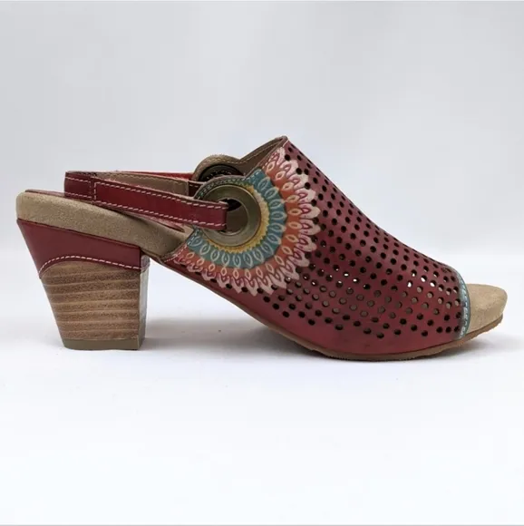 L'Artiste Millie Open Toe Clog Sandal Perforated Leather Ankle Strap Floral 8