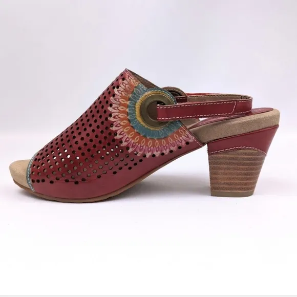 L'Artiste Millie Open Toe Clog Sandal Perforated Leather Ankle Strap Floral 8