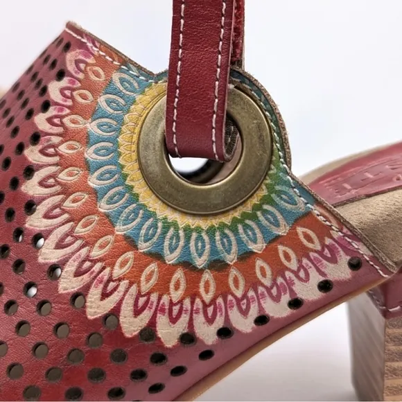 L'Artiste Millie Open Toe Clog Sandal Perforated Leather Ankle Strap Floral 8