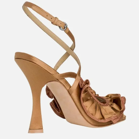 LEON MAX Eclipse Satin Ruffled Heel Sandals in Tan/Beige Size 6 NEW