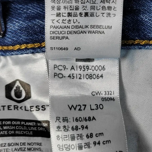 Levi’s Premium 501 High-Rise Button Fly Denim Shorts Size 27