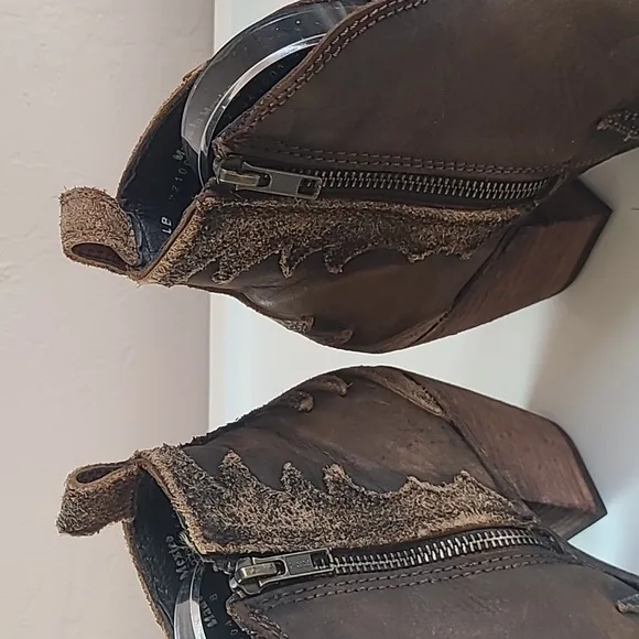Liberty Black Peep Toe Western Bootie T Moro Brown Leather Size 8