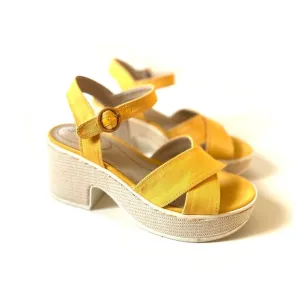 LifeStride Yellow Woven Open Toe Peachy Platform Sandals