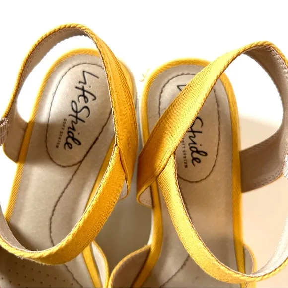 LifeStride Yellow Woven Open Toe Peachy Platform Sandals