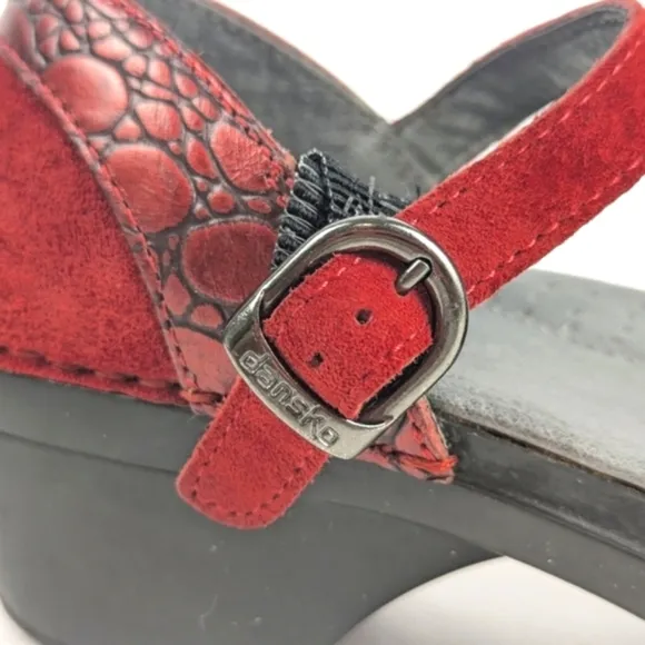 LIKE NEW Dansko Sally Red Suede Crocodile Mary Jane Shoe Size 8 (38)