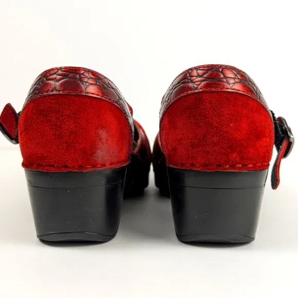 LIKE NEW Dansko Sally Red Suede Crocodile Mary Jane Shoe Size 8 (38)