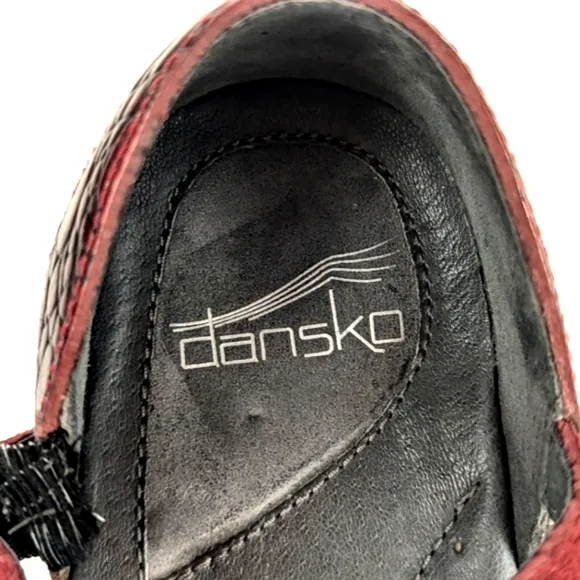 LIKE NEW Dansko Sally Red Suede Crocodile Mary Jane Shoe Size 8 (38)
