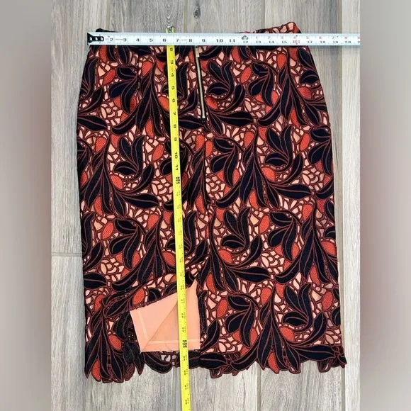 Like New Size 8 Antonio Melani Fall Leaf Cut Out Overlay midi skirt flawless