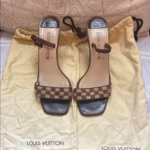 Louis Vuitton Brown damier ebene sandal