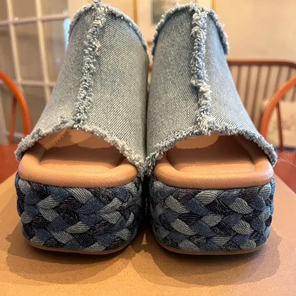 💙Lucky Brand Frayed Platform Sandals💙