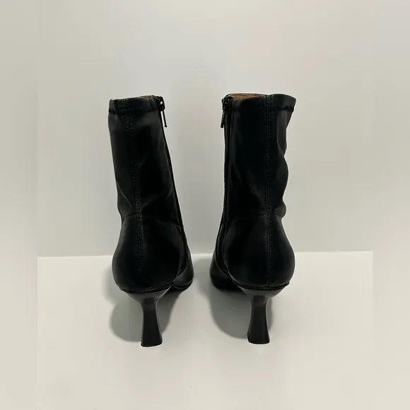 Madewell The Justine Ankle Boot in True Black Leather NO281 size 9 heeled boot