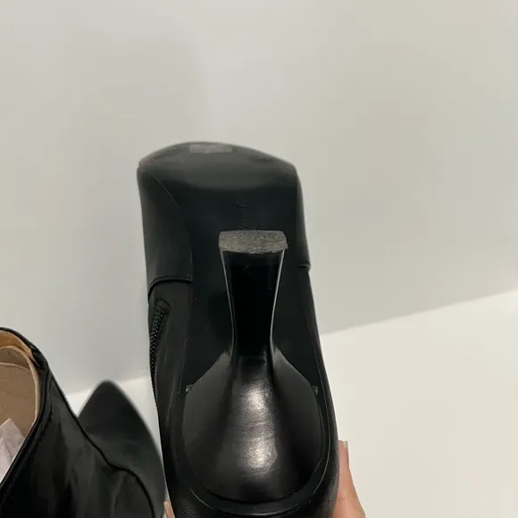 Madewell The Justine Ankle Boot in True Black Leather NO281 size 9 heeled boot