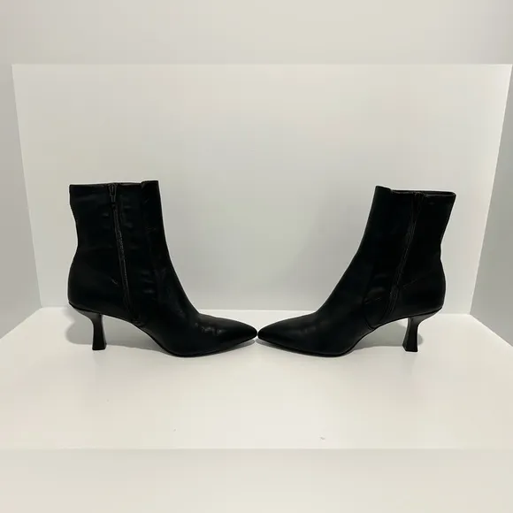 Madewell The Justine Ankle Boot in True Black Leather NO281 size 9 heeled boot
