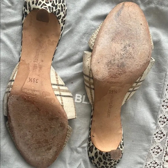 Manolo Blahnik Beige Leopard Print Women's Shoes