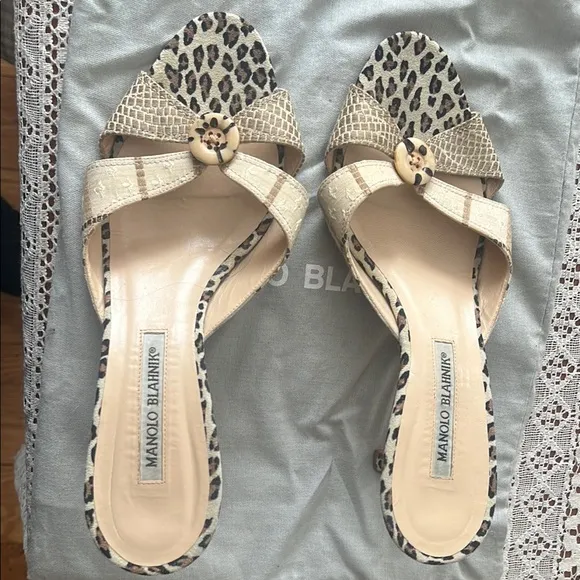 Manolo Blahnik Beige Leopard Print Women's Shoes